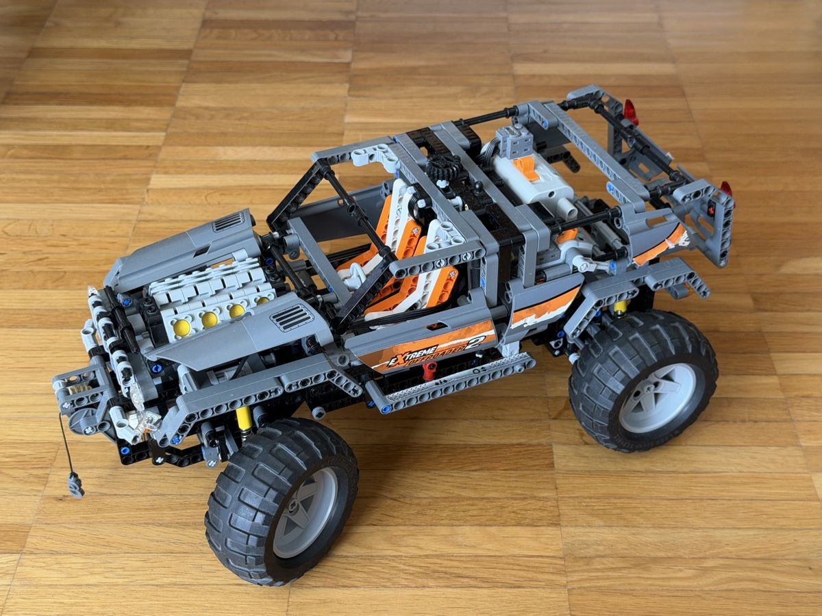 Lego Kit di costruzioni: LEGO Technic Set 8297 – Usato da Basel venduto da Biglex_bc 4