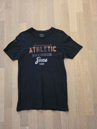 Jack & Jones T-Shirt Gr. L schwarz - Top Zustand!