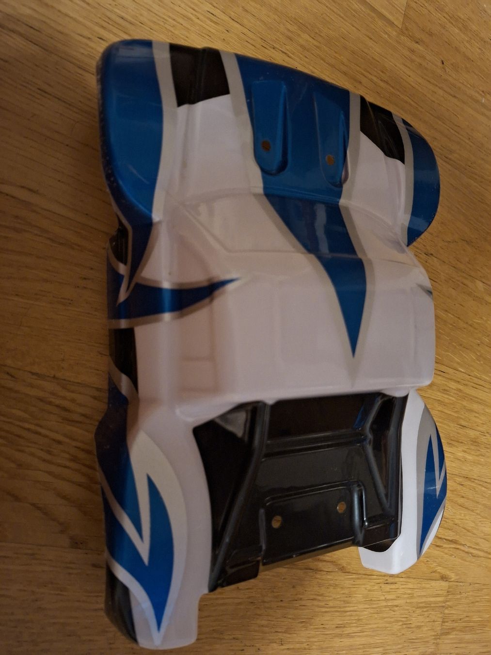 Modellismo RC: RC Karosserie – Nuovo e nell'imballaggio originale da Winznau venduto da Jaguar_01 1