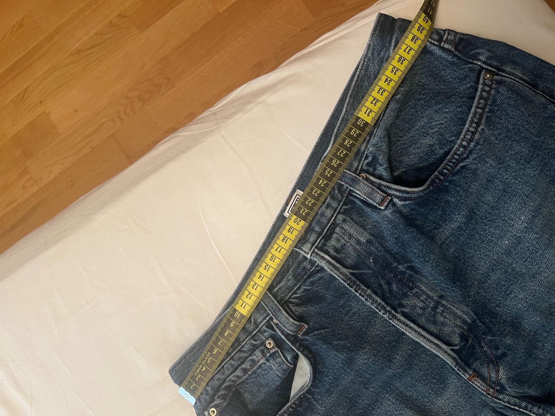 Jeans: Toteme Jeans – Usato da Zürich venduto da ewa. 4
