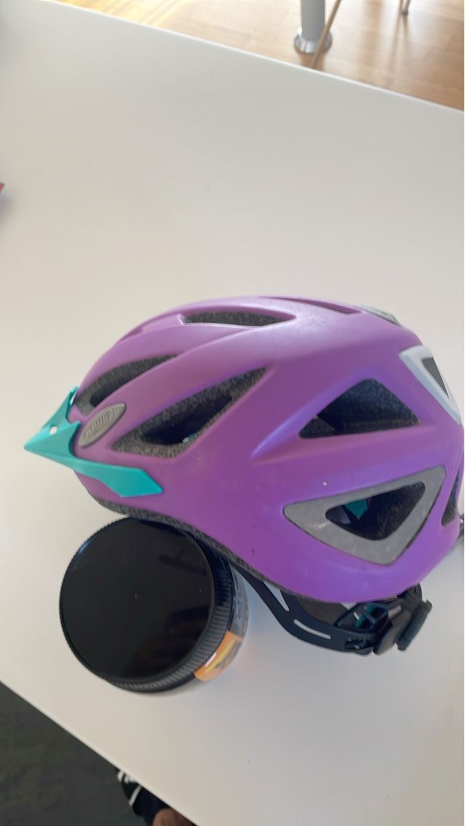 Abus Caschi: Velohelm von Abus, lila – Usato da Uttigen venduto da Saurer33