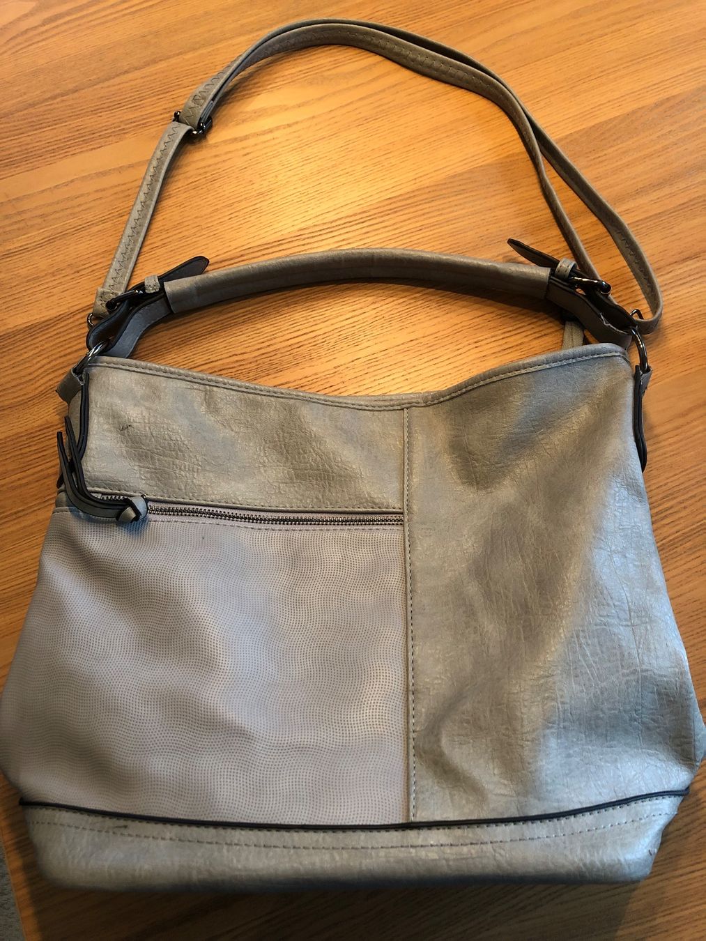Taschen für Damen: Handtasche – Gebraucht aus Deitingen von Fabiandeitingen