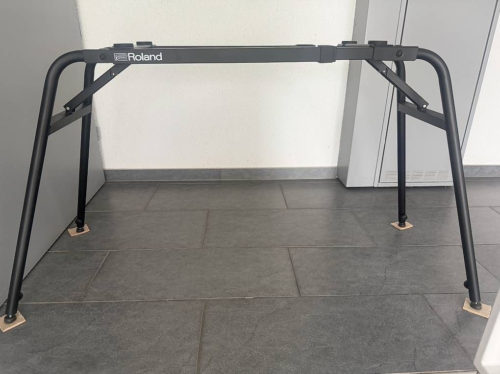 Strumenti musicali: Roland Keyboard/Klavier Gestell – Usato da Mülligen venduto da MV7_r8pn 3