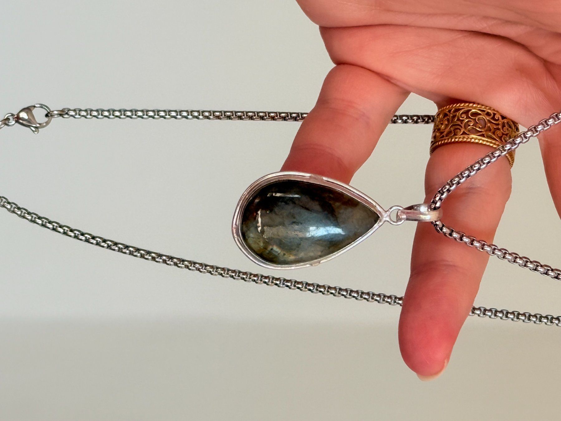Ketten: Collier labradorite, neuf, jamais porté! – Neu und originalverpackt aus Genève von AGBERG 3