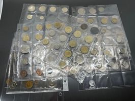 Münzen aus aller Welt gemäss Bildern