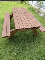 Garten tisch mit klappbarer bank