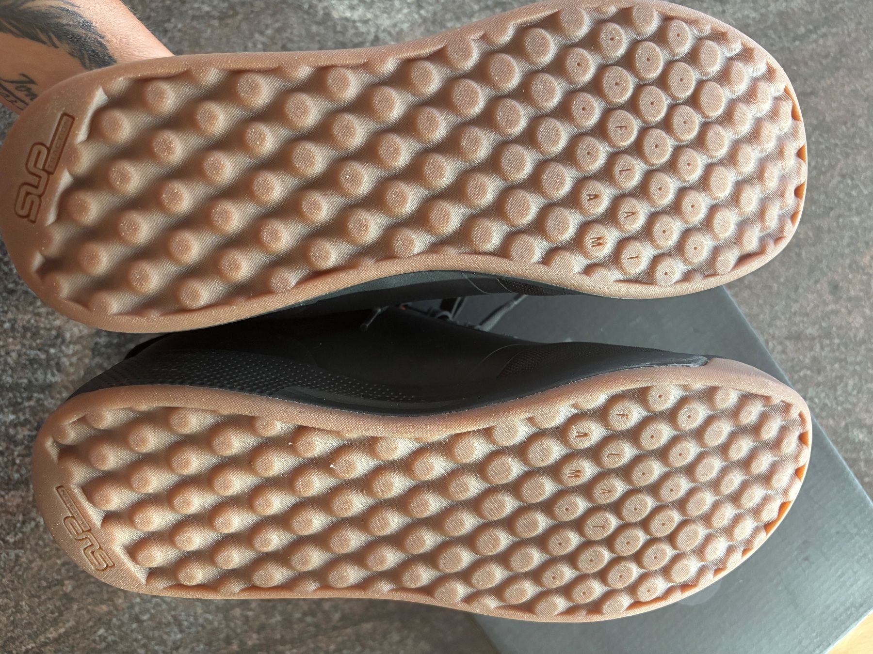 Oakley Scarpe da uomo: Oakley Schuhe Gr.41,5 – Nuovo e nell'imballaggio originale da Hasliberg-Hohfluh venduto da hasliberg79 2