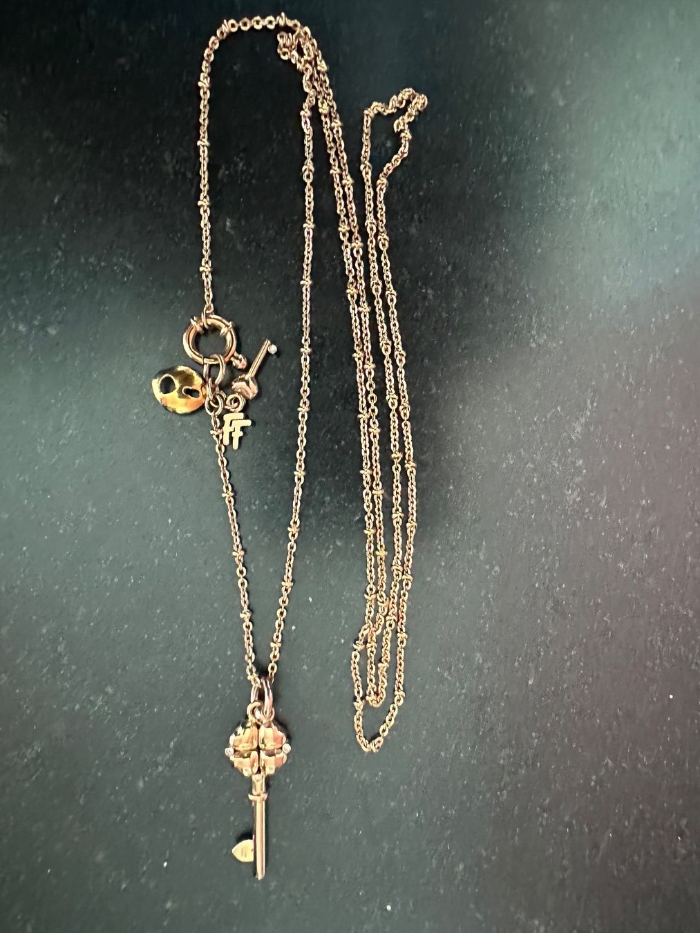 Catenine: Kette mit Schlüssel als Anhänger – Usato da Remigen venduto da Orlana7 4