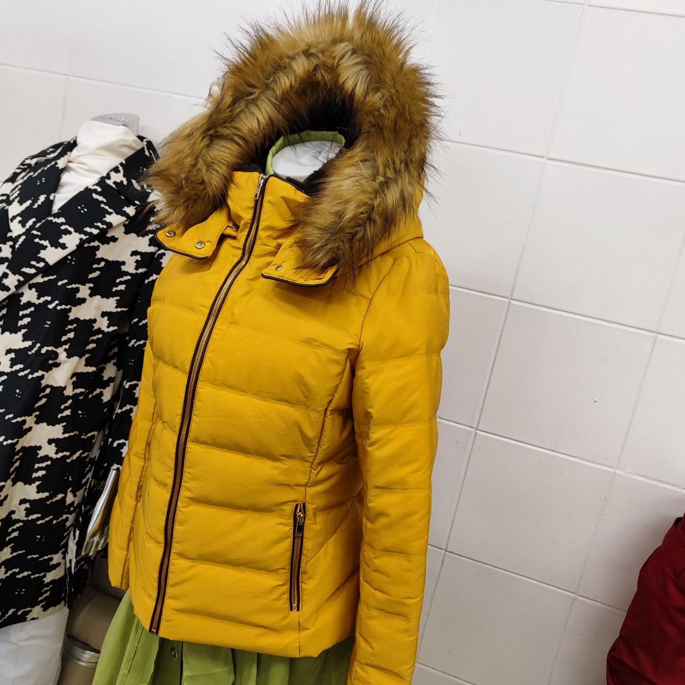 Zara Vestes: Damen Jacke Gr  38 – Neuf (Voir description) à Langnau am Albis par Judithsebi 4