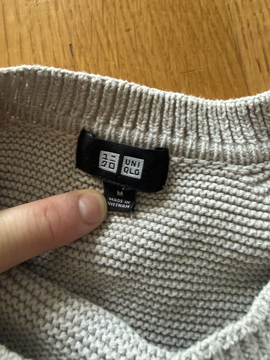 Uniqlo Pulls & Sweat-shirts: Strick- Pullover UNIQLO hellgrau M – D'occasion à Wabern par Celbom 2