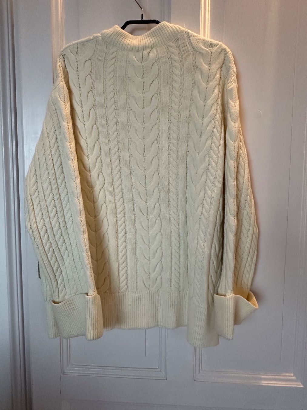 Na-kd Pullover & Sweatshirts: Oversize Pullver Josefine HJ, Elfenbein, S – Gebraucht aus Castagnola von petrkars11 1