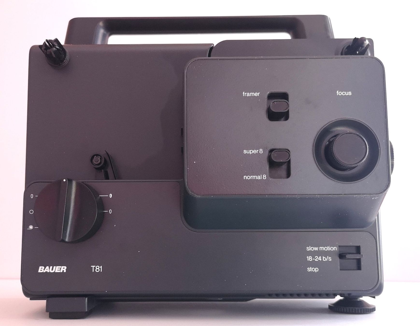 Home Cinema: FILMPROJEKTOR  BAUER T81 – Usato da Interlaken venduto da Wermon