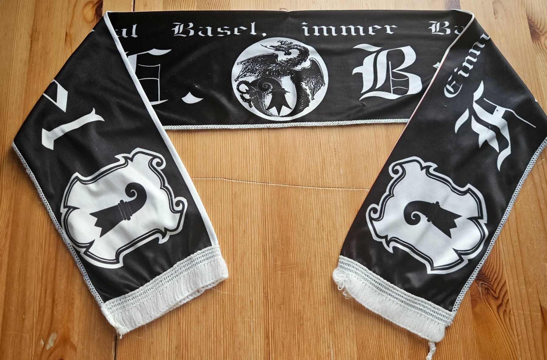 Foulard & Sciarpe: FC Basel Fan Schal "Einmal Basel, Immer Basel" FCB – Usato da Hägglingen venduto da United-Village-Trade