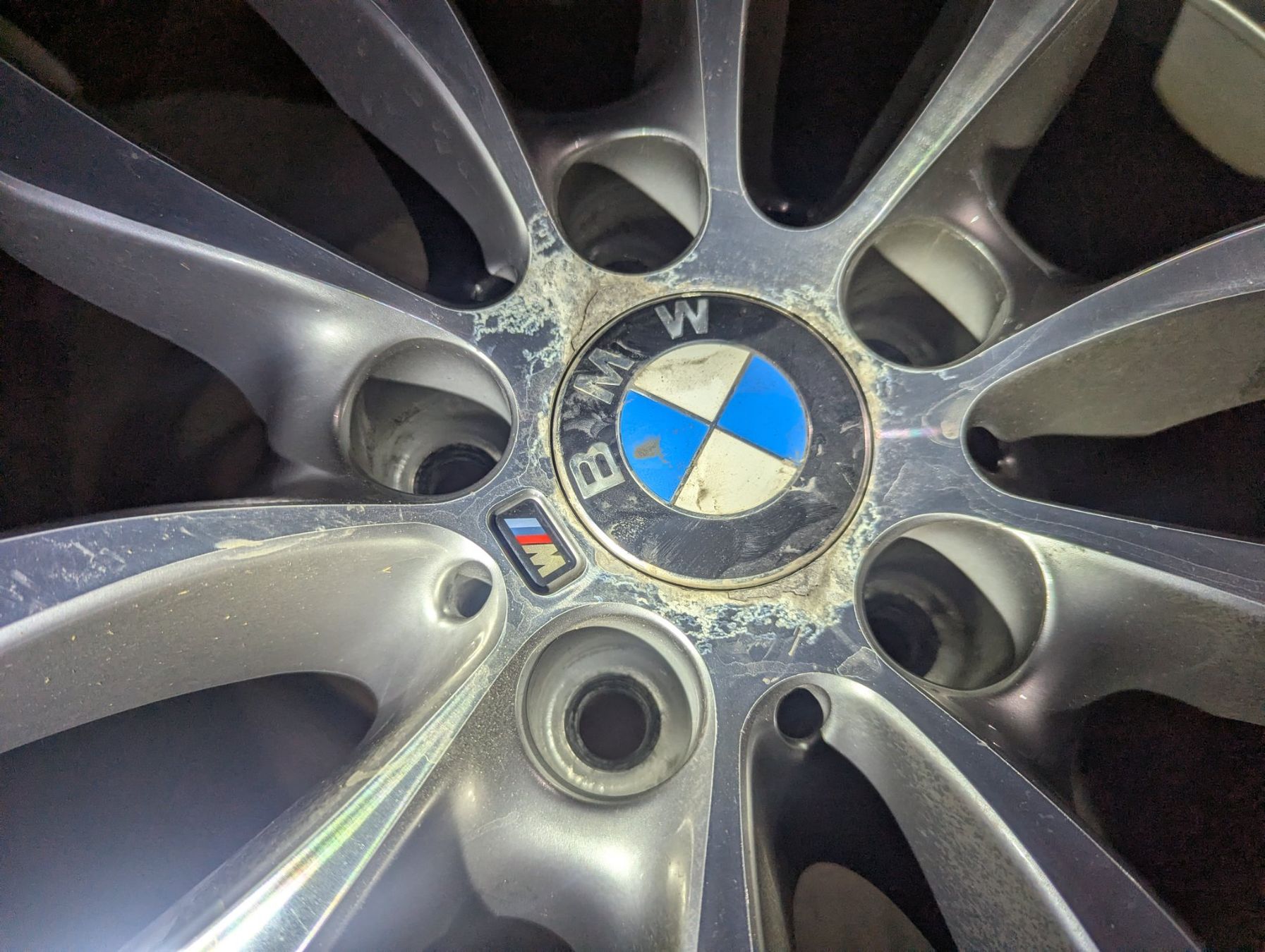 BMW Pneumatici & Ruote complete: BMW 19" Winterräder 6mm – Usato da Aarberg venduto da KreuzFahrzeugcenter 1