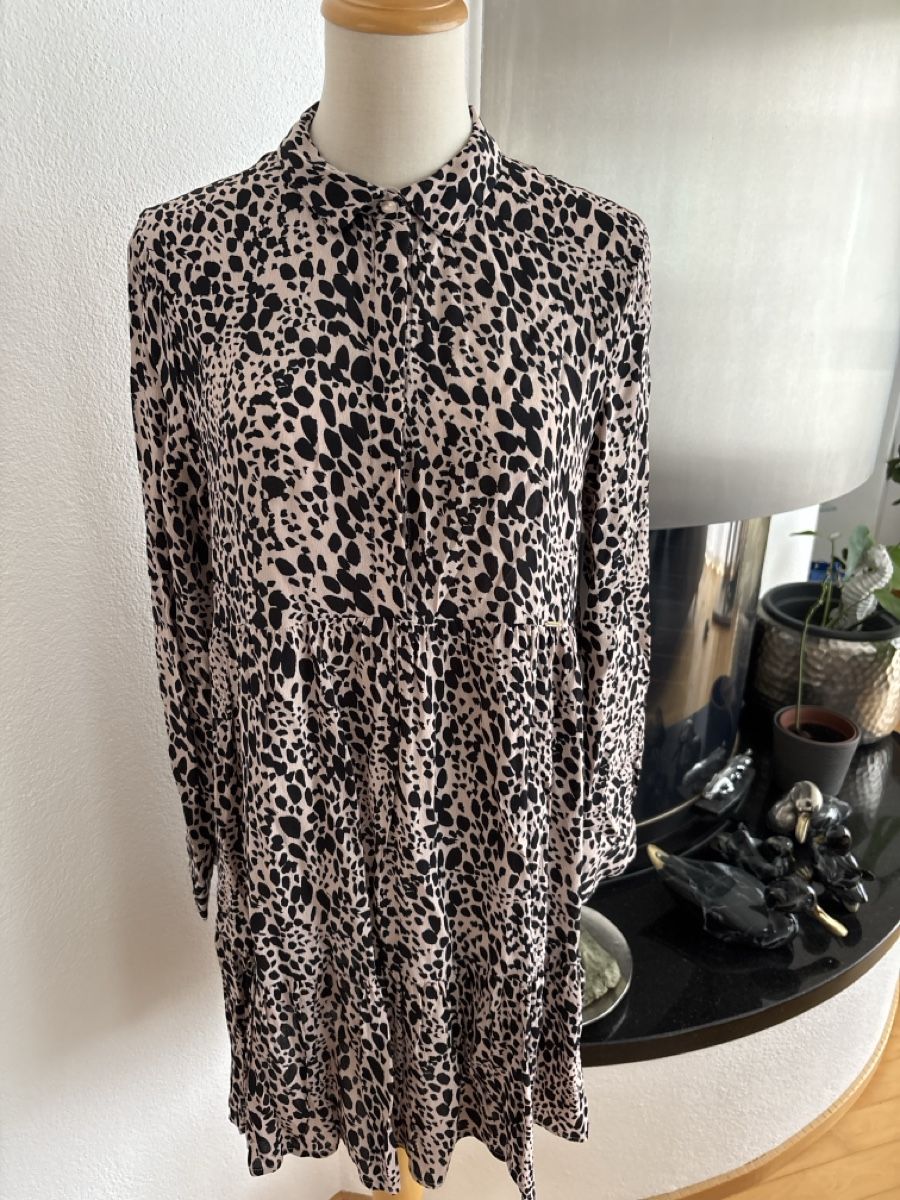 Superdry Vestiti: Superdry Kleid Gr M – Nuovo (secondo la descrizione) da Embrach venduto da Dmoney