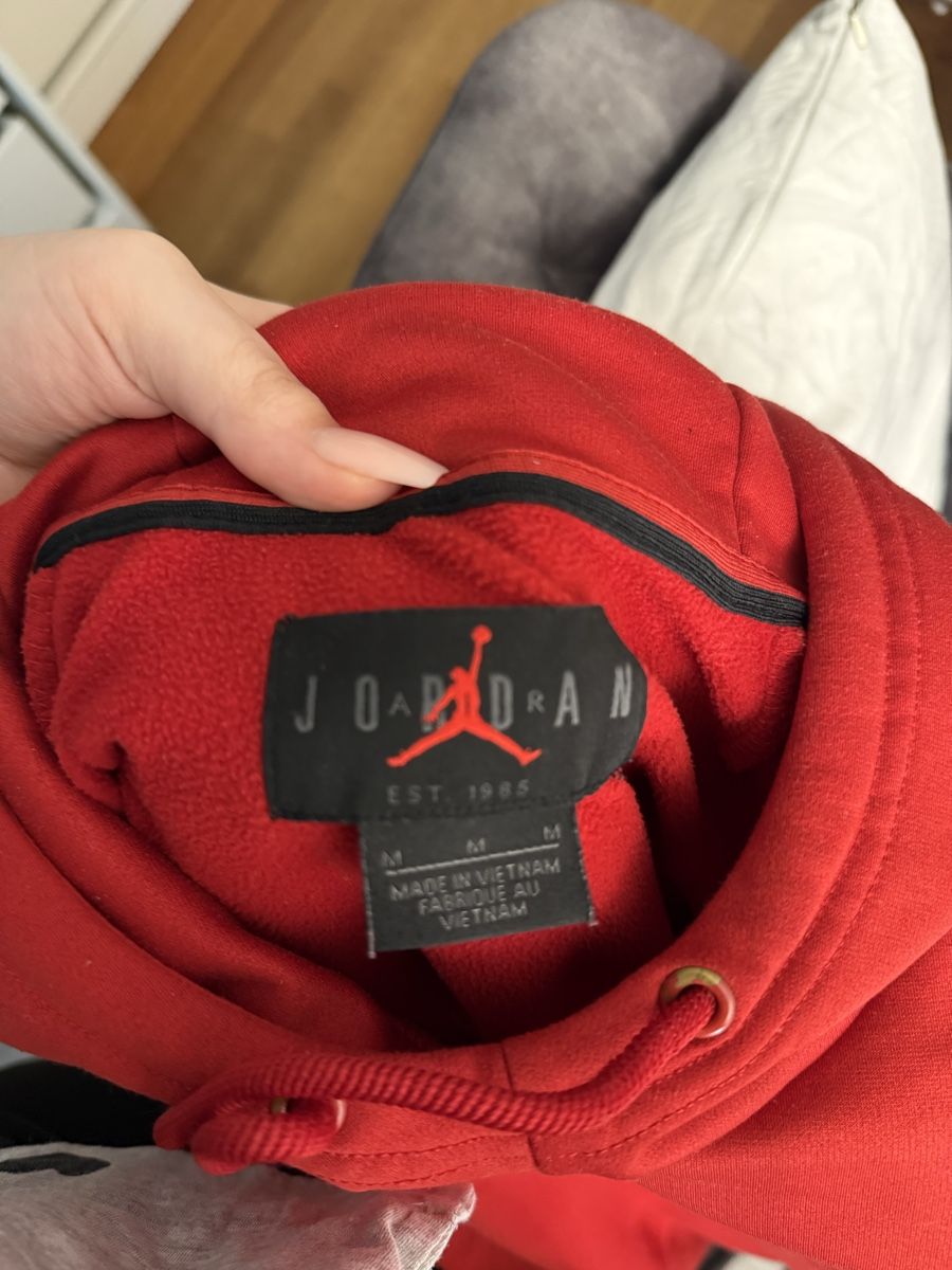 Pullover & Sweatshirts: Jordan Hoodie, Rot, Grösse M – Neu (gemäss Beschreibung) aus Uzwil von XAriiX 2