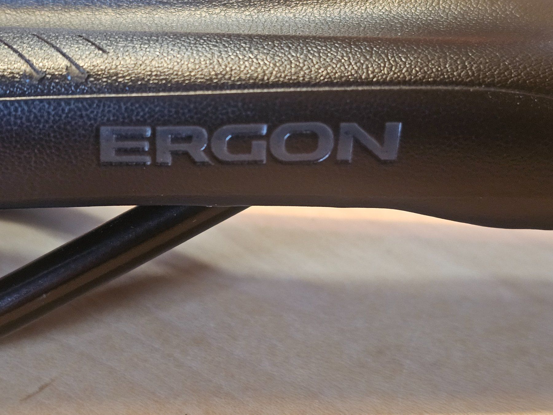 Ergon Pezzi di ricambio: Ergon Sattel SM  Pro Men, small/medium, wenig gebraucht – Usato da Pfäffikon ZH venduto da Gugus60 2