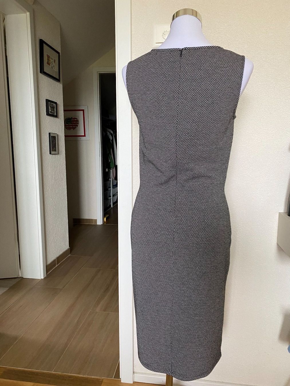 Vestiti: Damen Dress - schwarzes Kleid – Nuovo (secondo la descrizione) da Münchenstein venduto da ArleneLM 2