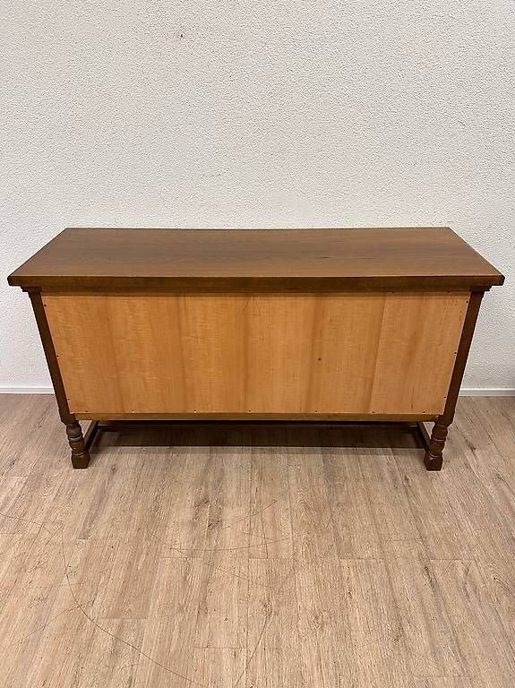 Kommoden: Vintage Tudor Sideboard aus Eichenholz – Gebraucht aus Obernau von Arche_Noah_Brocki 9