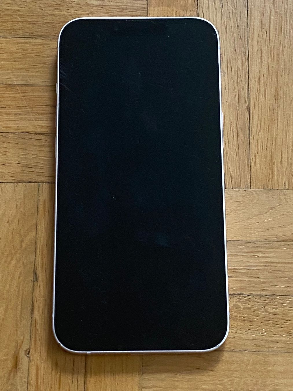 Apple Handys / Smartphones: iPhone 13, einwandfrei, Farbe hellrosa – Gebraucht aus Romanshorn von luxcollect 1