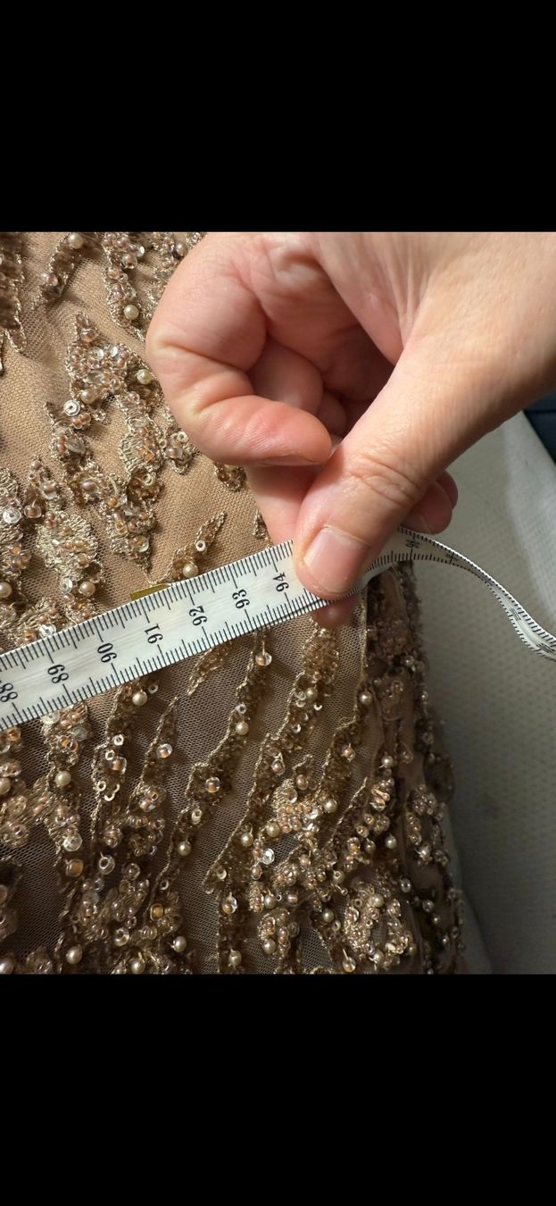 Vestiti: Abendkleid – Usato da Winterthur venduto da Lumi11 3