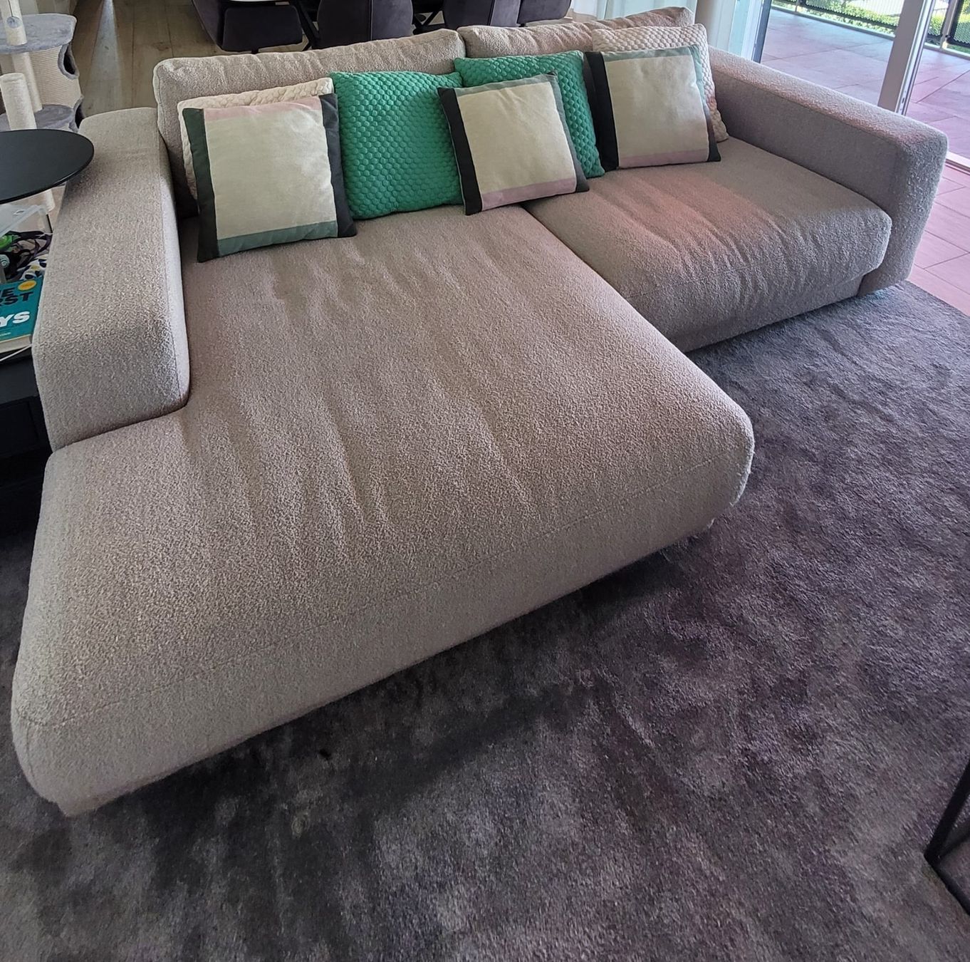 Micasa Sofas: Canapé d'angle beige récent – Gebraucht aus La Conversion von Globalcor
