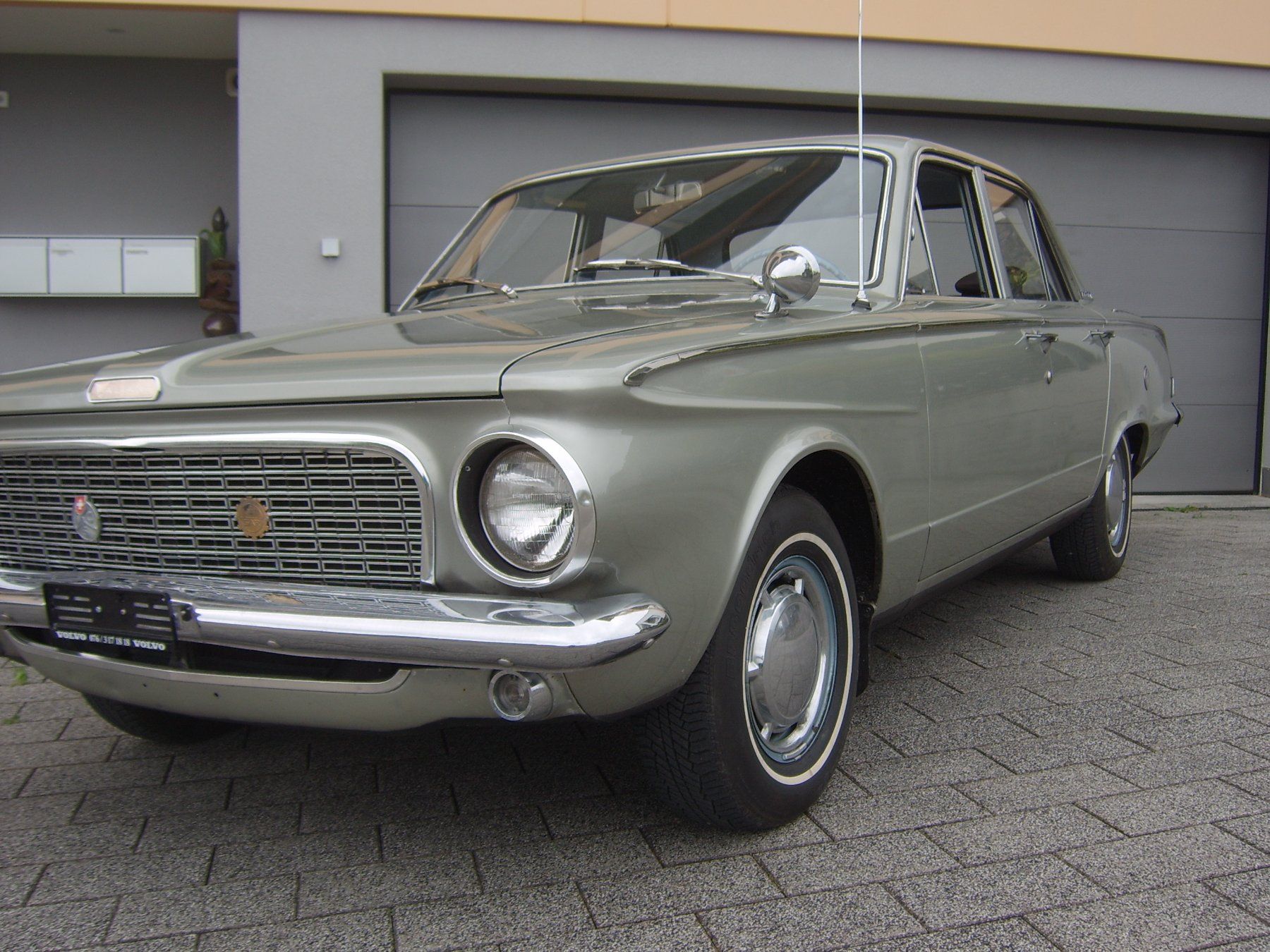 Chrysler Automobili: Chrysler Valiant, Veteranen geprüft – Usato da Wollerau venduto da chevy27 1