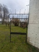 Antiker Theater-Garderobenständer Metall schwarz