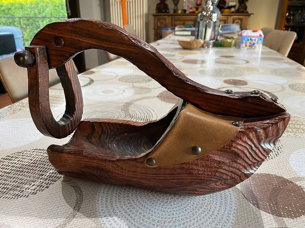 Tutte le decorazioni: Porta bottiglia in legno – Usato da Castel San Pietro venduto da sab_lj2d