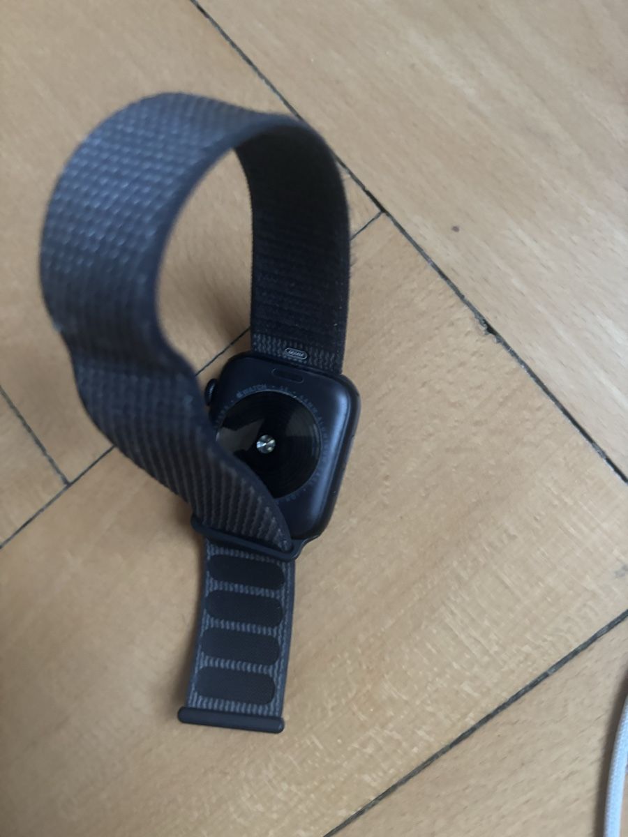 Apple Smartwatch: Apple Watch SE 3 zu verkaufen – Nuovo (secondo la descrizione) da Zürich venduto da haliltogo 3