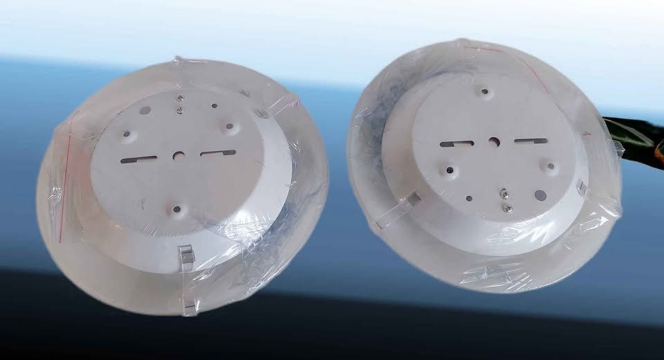 Kronleuchter & Deckenlampen: 2x Wandleuchte Deckenspots weiss  Neu – Neu und originalverpackt aus Aarburg von Glitzerschein 1
