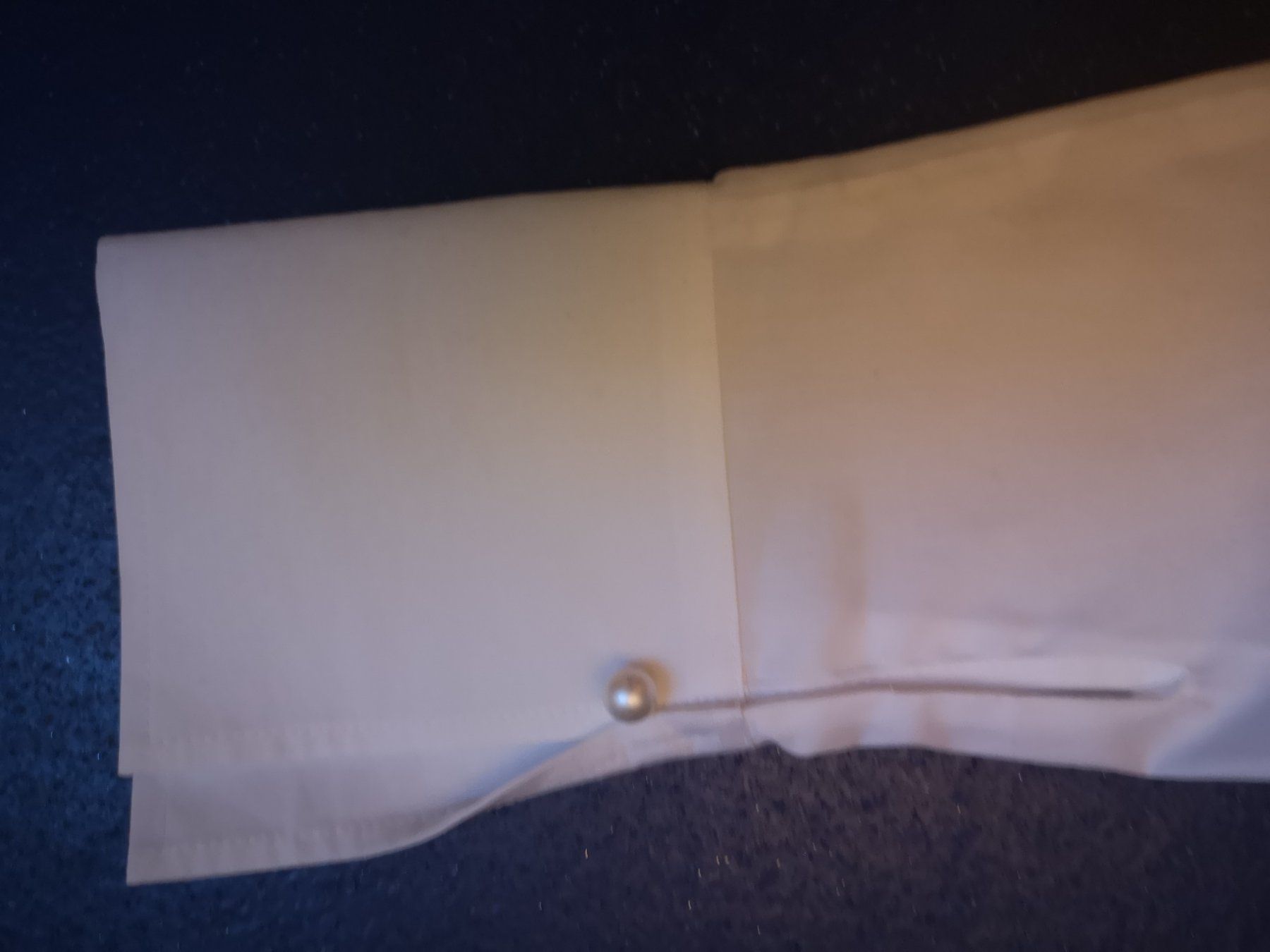 Blusen: Tolle Bluse mit Perlenknöpfen Gr. S – Gebraucht aus Meggen von Mcgiver_1 4