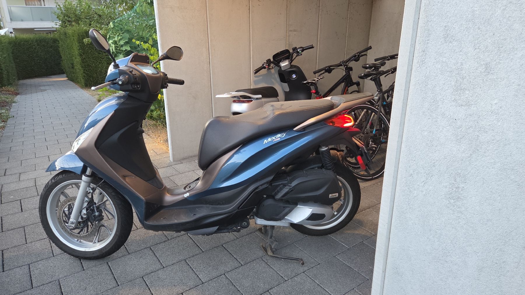 Piaggio Scooters: Piaggio Medley 125 RST ABS – Gebraucht aus Dintikon von Salentino19822 4