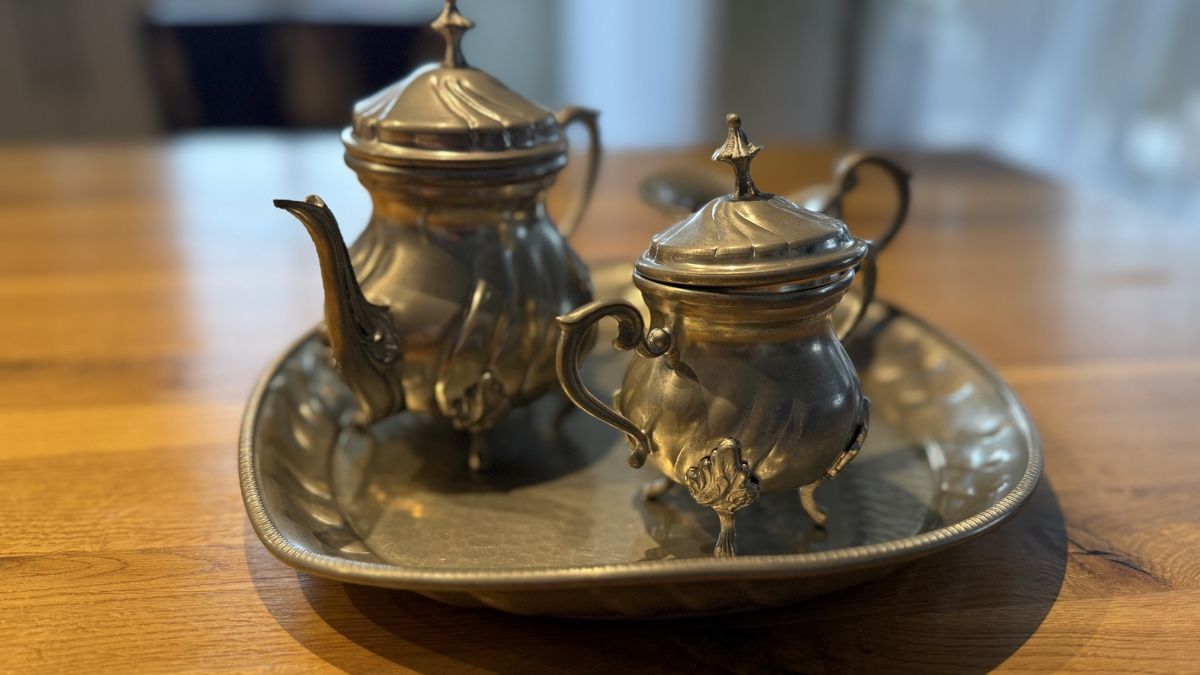 Set di piatti: Antikes Zinn-Kaffeeservice, 4-teilig – Usato da Thayngen venduto da ggg71 2