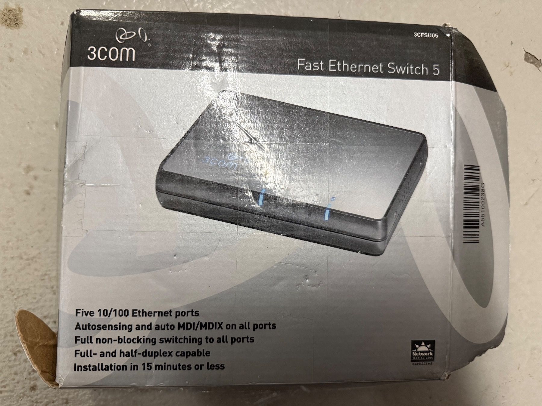 Unità & Adattatore: 3 Com Fast Ethernet Switch 5Ports – Usato da Winkel venduto da gatta 1