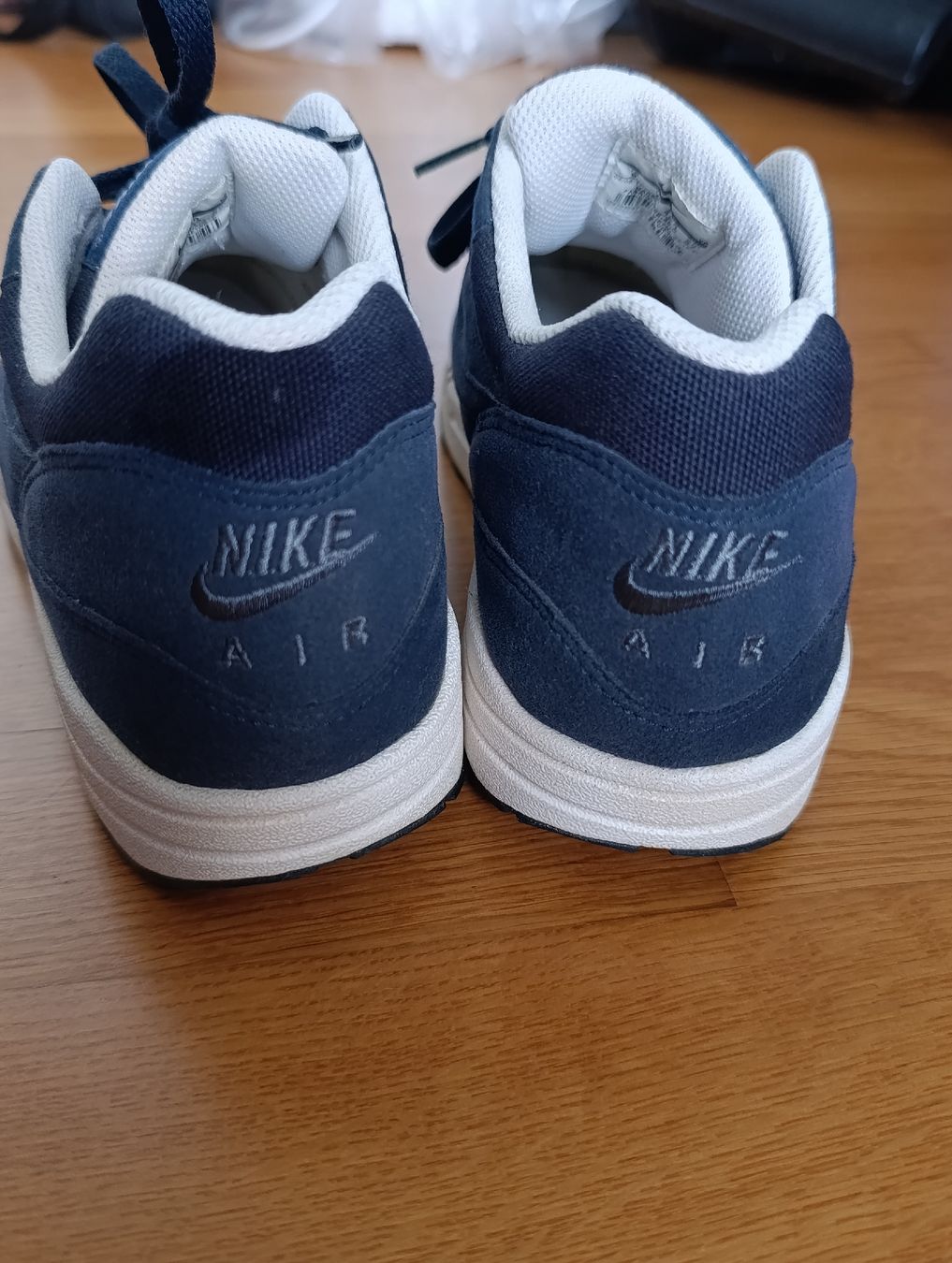 Nike Chaussures hommes: Nike Air Max 1 Gr.42,5 – D'occasion à Baar par L.isa28 4