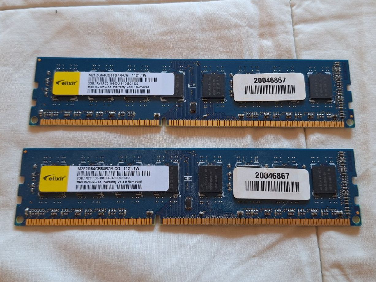 Memory / RAM: 2x 2GB RAM Kit | Elixir DDR3 1333MHz – Gebraucht aus Zeiningen von Bonzei