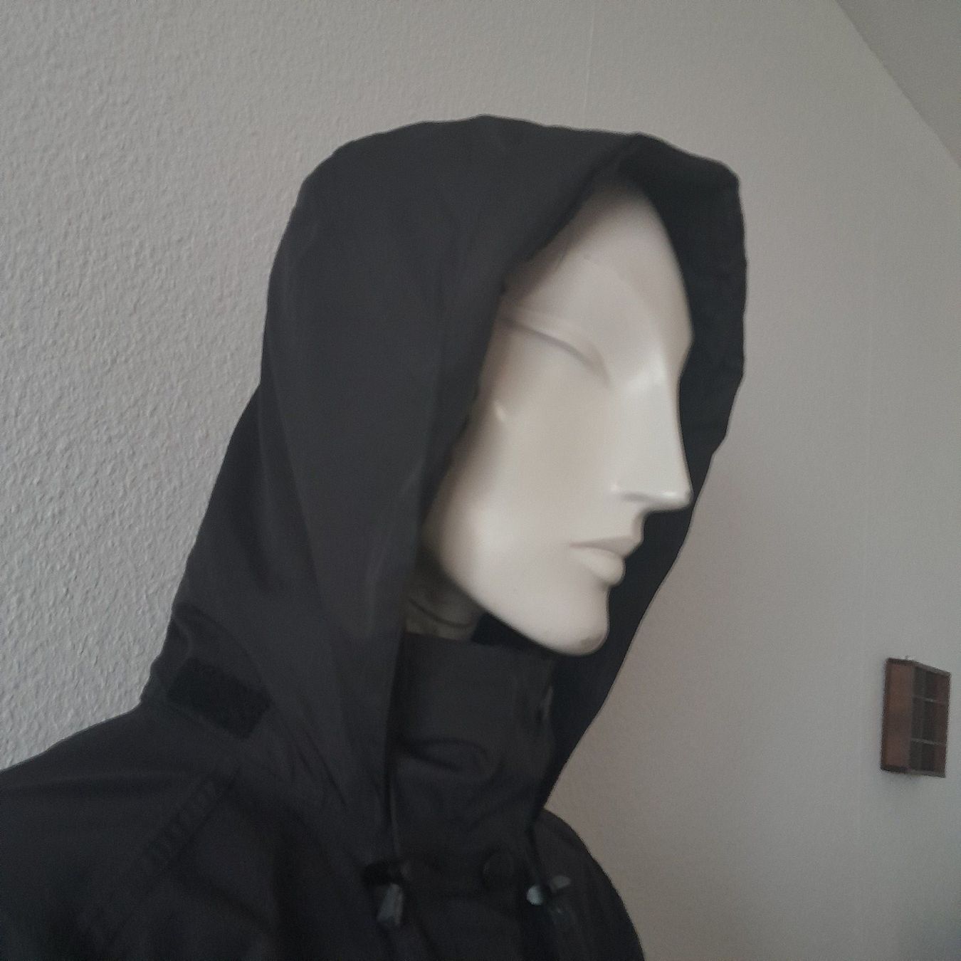Giacche: Schwarze Übergangsjacke Grösse 36, Kapuze – Usato da Horgen venduto da Amanda30 2