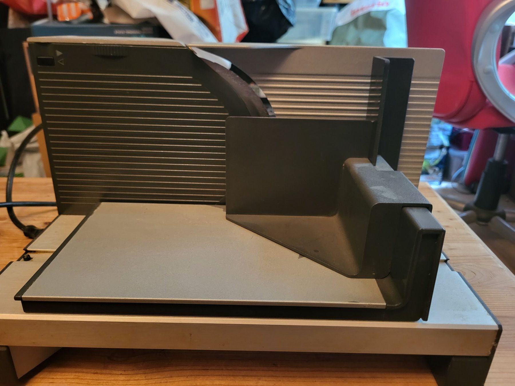 Mio Star Küchengeräte: Schneidemaschine Mio Star electronic Typ ME 753 – Gebraucht aus Guggisberg von Aegertenlehn 5