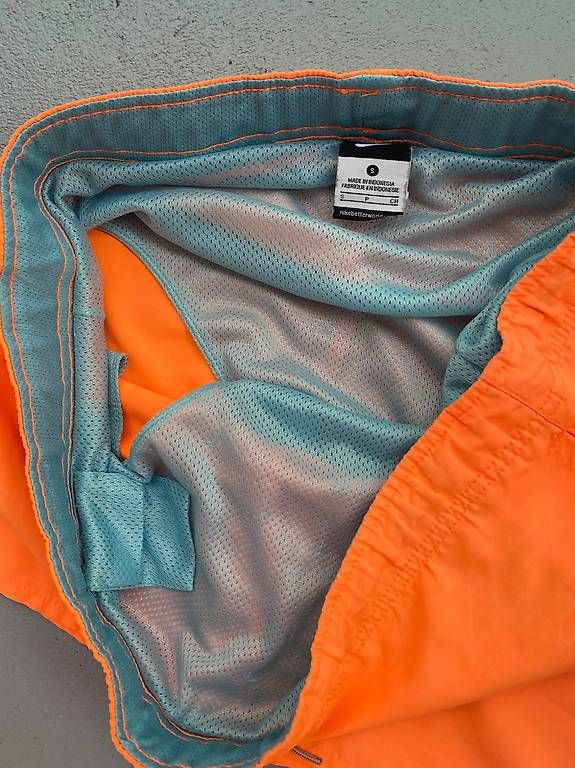 Nike Costumi da bagno: Nike Badehose Herren Gr. S Orange – Usato da Glarus venduto da Iroccinha 2