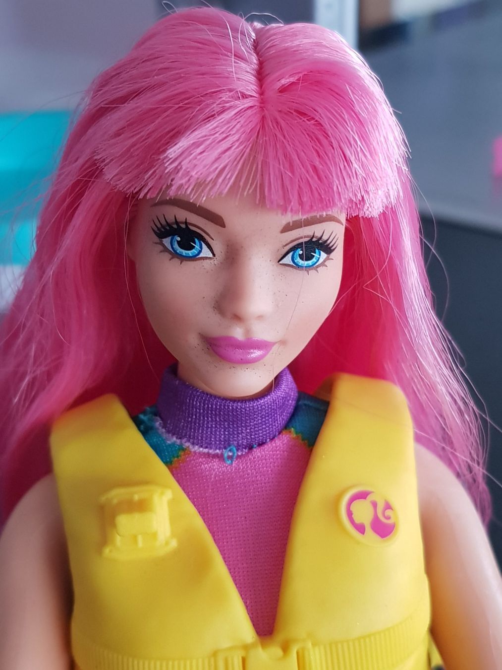 Puppen: NEUWERTIGE BARBIE MIT KANU – Neu (gemäss Beschreibung) aus Root von LifestyleAccessoires