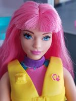 NEUWERTIGE BARBIE MIT KANU
