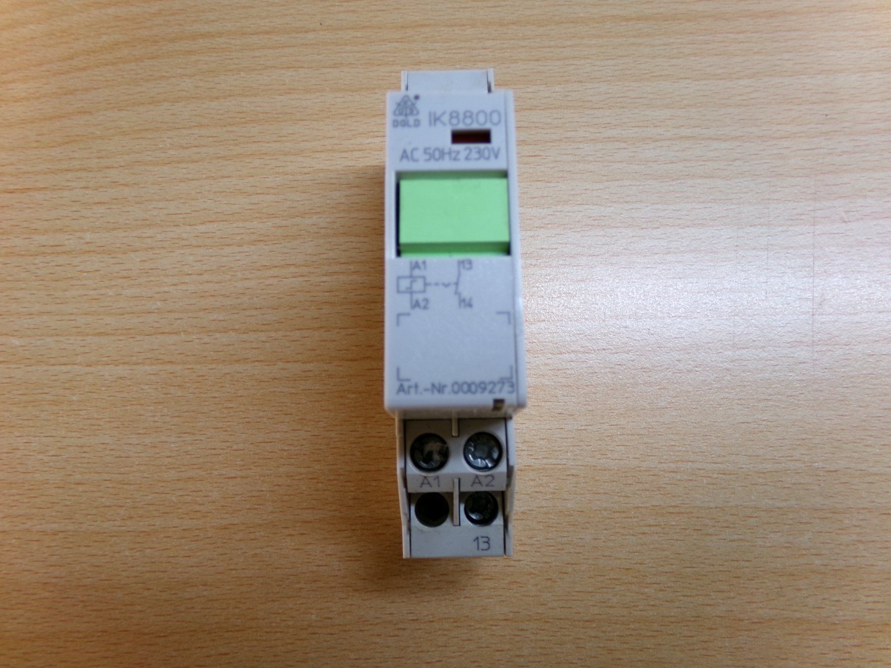Composants électroniques: Schrittschalter Dold IK8800 230VAC – D'occasion à Hombrechtikon par Maloev17