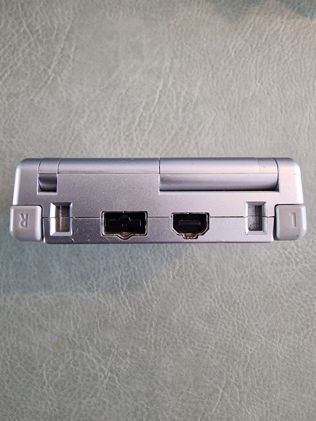 Nintendo Konsolen: Nintendo Game Boy Advance SP Silber mit Ladekabel  – Gebraucht aus Windisch von Pingu23 4