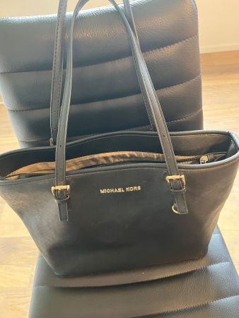 Handtasche /// Shopper /// Michael Kors