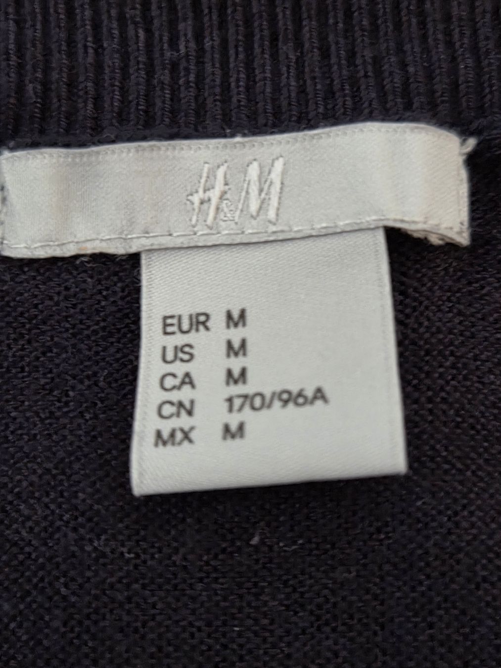 H&M Maglioni & Felpe: schöner, leichter Pullover H&M – Nuovo (secondo la descrizione) da Wiesendangen venduto da Sinhuk 1