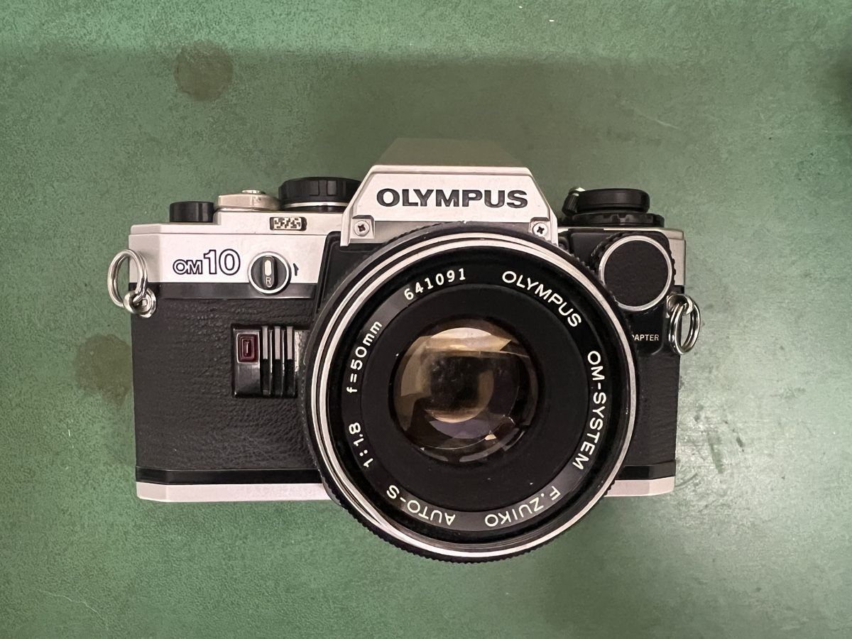 Olympus Fotocamera: Olympus OM10 – Usato da Zürich venduto da jao_2bx7