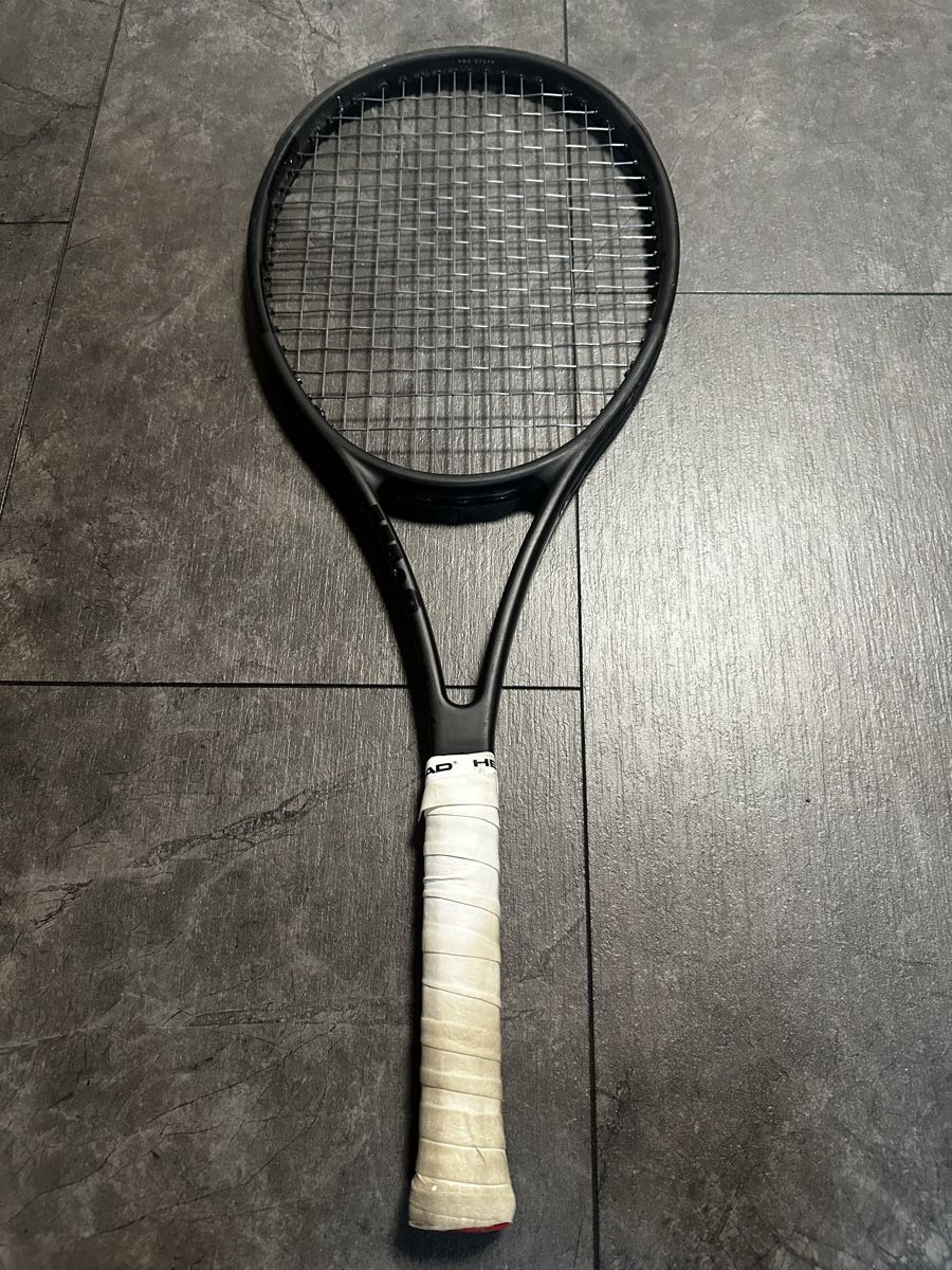 Wilson Raquettes: Wilson pro staff 97 – D'occasion à Zuzwil SG par mar_l8f8