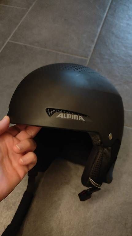 Caschi: Skihelm Alpina 48-52 cm – Usato da Schmitten FR venduto da sus_5h5h