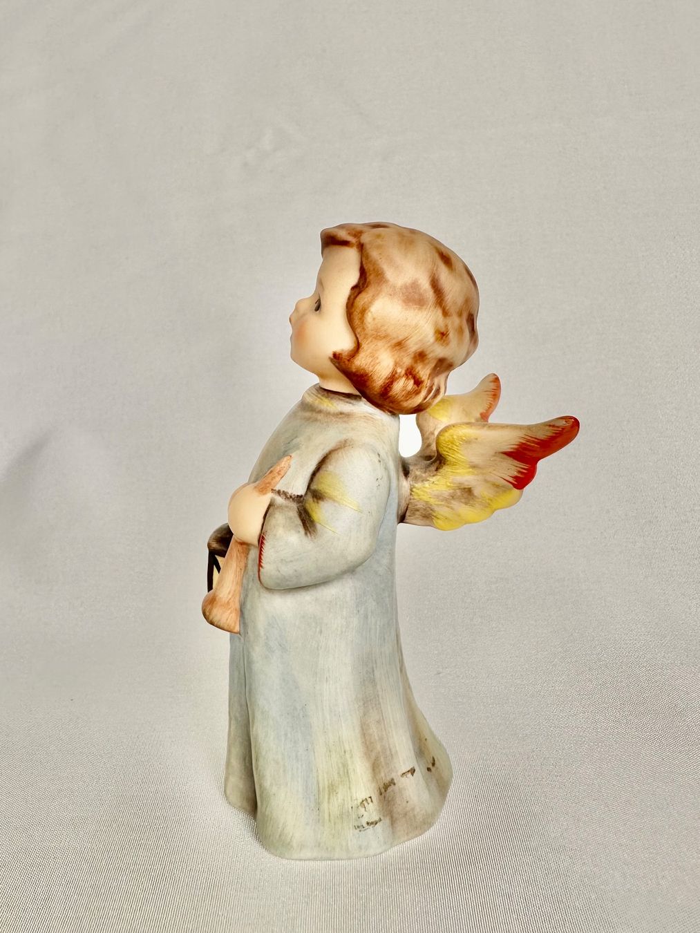 Hummel Statuette: Schöne Goebel Hummel Figur Engel mit Lampe – Usato da Steinen venduto da SputnikSweetheart 1
